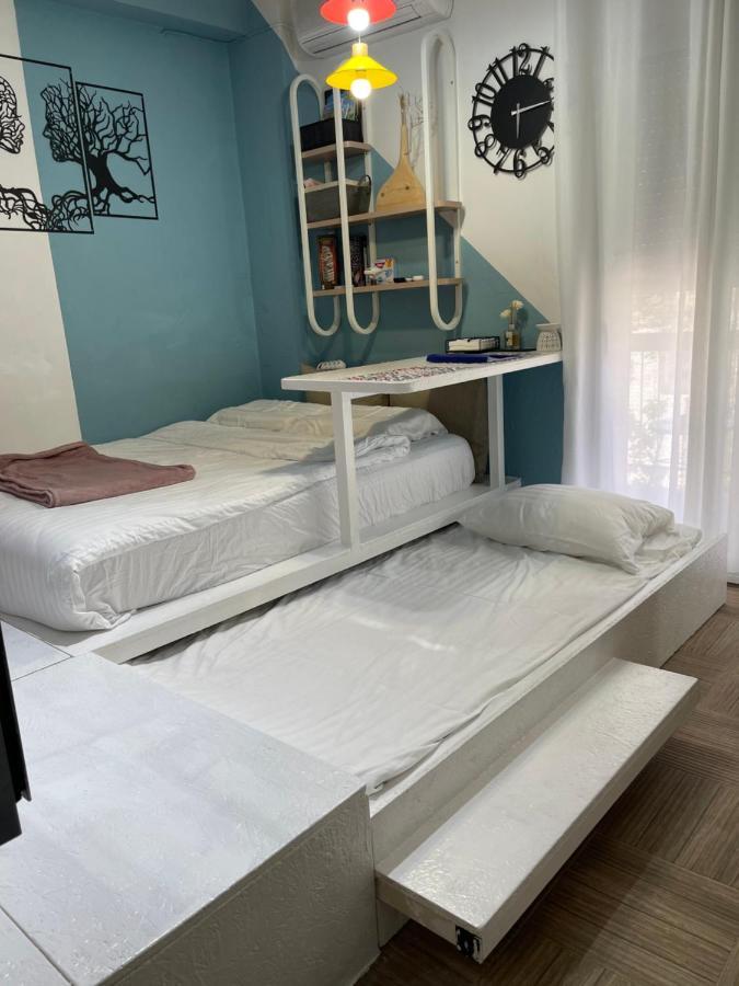 Oikiastudios Patras Luaran gambar
